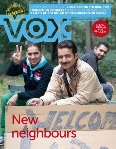 Alaa (midden) sierde de cover van de Vox voor vluchtelingen